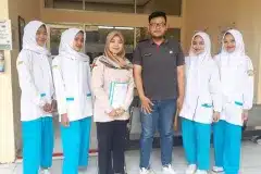 Penutupan-Prakerin-Farmasi-4